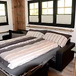 Caya Bijou Im Herzen Von