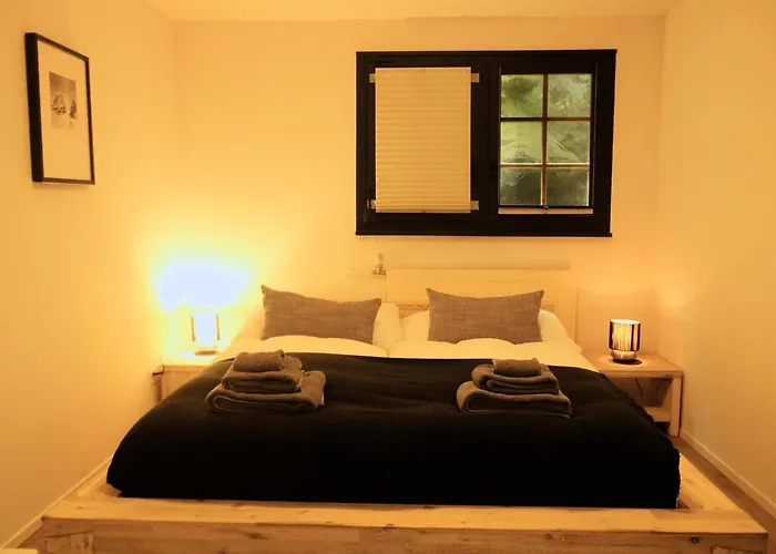 Caya Bijou Im Herzen Von